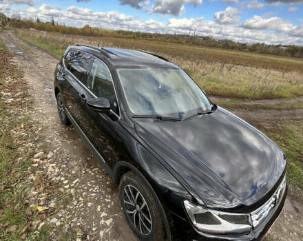 Черный Фольксваген Тигуан, объемом двигателя 2 л и пробегом 107 тыс. км за 21500 $, фото 6 на Automoto.ua