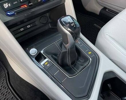 Черный Фольксваген Тигуан, объемом двигателя 2 л и пробегом 49 тыс. км за 25500 $, фото 25 на Automoto.ua