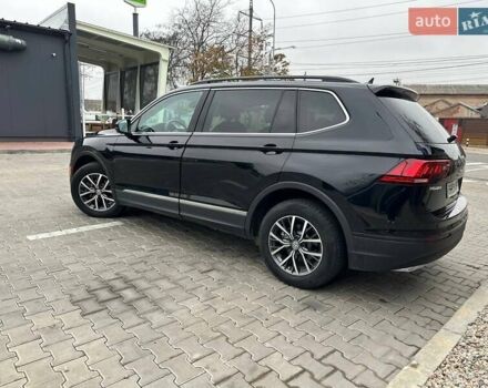 Черный Фольксваген Тигуан, объемом двигателя 1.98 л и пробегом 56 тыс. км за 23500 $, фото 5 на Automoto.ua