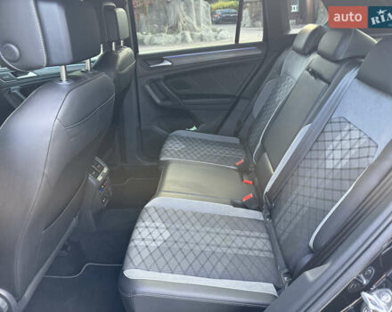 Черный Фольксваген Тигуан, объемом двигателя 1.98 л и пробегом 65 тыс. км за 35900 $, фото 21 на Automoto.ua