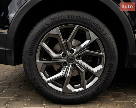 Чорний Фольксваген Тігуан, об'ємом двигуна 1.97 л та пробігом 186 тис. км за 33500 $, фото 35 на Automoto.ua