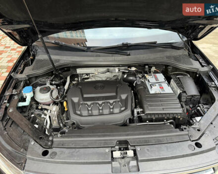 Чорний Фольксваген Тігуан, об'ємом двигуна 1.98 л та пробігом 144 тис. км за 22300 $, фото 23 на Automoto.ua