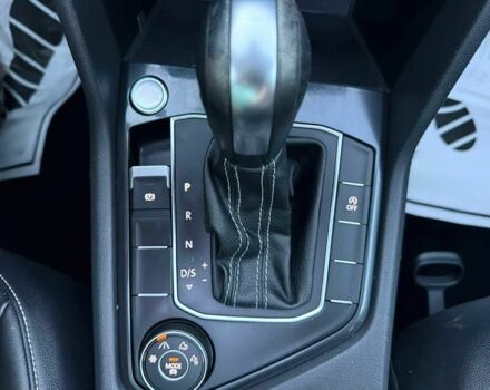 Черный Фольксваген Тигуан, объемом двигателя 2 л и пробегом 19 тыс. км за 5800 $, фото 9 на Automoto.ua