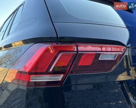 Черный Фольксваген Тигуан, объемом двигателя 2 л и пробегом 180 тыс. км за 29550 $, фото 22 на Automoto.ua