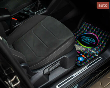 Чорний Фольксваген Тігуан, об'ємом двигуна 1.97 л та пробігом 186 тис. км за 33500 $, фото 38 на Automoto.ua