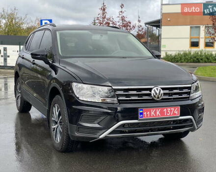 Чорний Фольксваген Тігуан, об'ємом двигуна 1.98 л та пробігом 44 тис. км за 19750 $, фото 5 на Automoto.ua