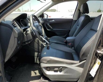 Чорний Фольксваген Тігуан, об'ємом двигуна 2 л та пробігом 75 тис. км за 3800 $, фото 6 на Automoto.ua