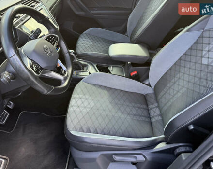 Черный Фольксваген Тигуан, объемом двигателя 1.98 л и пробегом 65 тыс. км за 35900 $, фото 19 на Automoto.ua