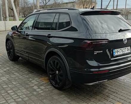 Чорний Фольксваген Тігуан, об'ємом двигуна 2 л та пробігом 123 тис. км за 22500 $, фото 5 на Automoto.ua