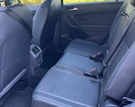 Черный Фольксваген Тигуан, объемом двигателя 2 л и пробегом 80 тыс. км за 21600 $, фото 11 на Automoto.ua