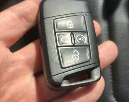 Черный Фольксваген Тигуан, объемом двигателя 1.98 л и пробегом 75 тыс. км за 34699 $, фото 14 на Automoto.ua