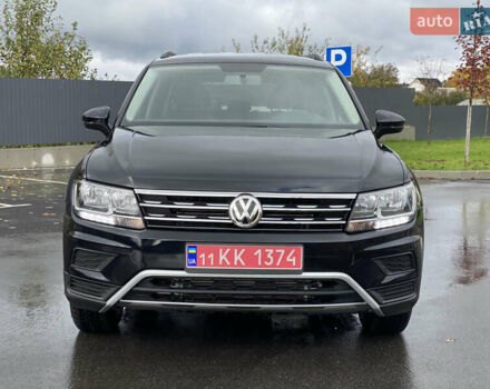 Чорний Фольксваген Тігуан, об'ємом двигуна 1.98 л та пробігом 44 тис. км за 19750 $, фото 7 на Automoto.ua