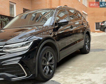 Чорний Фольксваген Тігуан, об'ємом двигуна 1.98 л та пробігом 144 тис. км за 22300 $, фото 8 на Automoto.ua