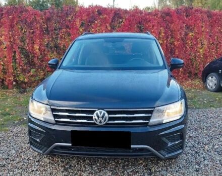 Черный Фольксваген Тигуан, объемом двигателя 2 л и пробегом 75 тыс. км за 11300 $, фото 1 на Automoto.ua