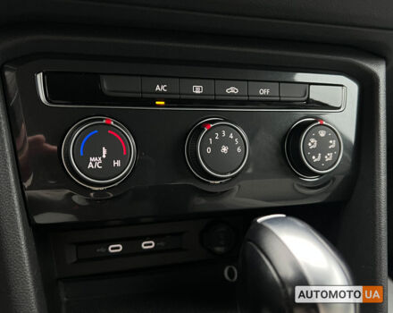 Чорний Фольксваген Тігуан, об'ємом двигуна 2 л та пробігом 37 тис. км за 25800 $, фото 20 на Automoto.ua