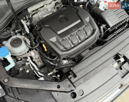 Чорний Фольксваген Тігуан, об'ємом двигуна 1.98 л та пробігом 144 тис. км за 22300 $, фото 24 на Automoto.ua