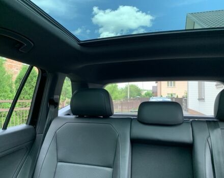 Черный Фольксваген Тигуан, объемом двигателя 2 л и пробегом 23 тыс. км за 37700 $, фото 6 на Automoto.ua