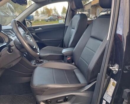 Черный Фольксваген Тигуан, объемом двигателя 2 л и пробегом 75 тыс. км за 11300 $, фото 5 на Automoto.ua