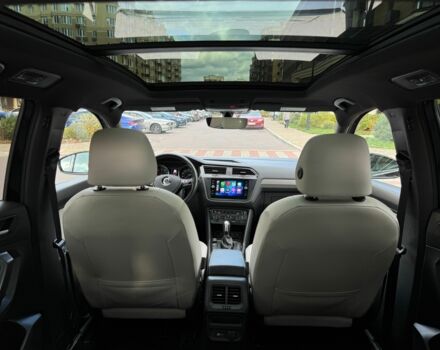 Чорний Фольксваген Тігуан, об'ємом двигуна 2 л та пробігом 123 тис. км за 22000 $, фото 8 на Automoto.ua