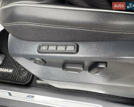 Черный Фольксваген Тигуан, объемом двигателя 1.98 л и пробегом 126 тыс. км за 24500 $, фото 10 на Automoto.ua