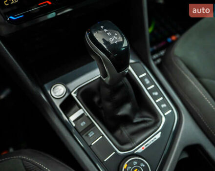 Чорний Фольксваген Тігуан, об'ємом двигуна 1.97 л та пробігом 186 тис. км за 33500 $, фото 74 на Automoto.ua