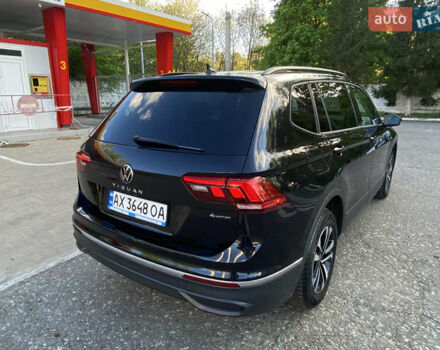 Чорний Фольксваген Тігуан, об'ємом двигуна 1.98 л та пробігом 62 тис. км за 22200 $, фото 3 на Automoto.ua
