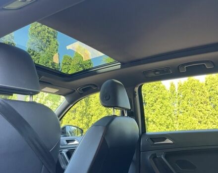 Черный Фольксваген Тигуан, объемом двигателя 2 л и пробегом 80 тыс. км за 21600 $, фото 5 на Automoto.ua