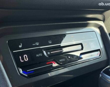 Черный Фольксваген Тигуан, объемом двигателя 2 л и пробегом 23 тыс. км за 25790 $, фото 37 на Automoto.ua