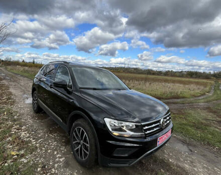 Черный Фольксваген Тигуан, объемом двигателя 2 л и пробегом 107 тыс. км за 21500 $, фото 8 на Automoto.ua
