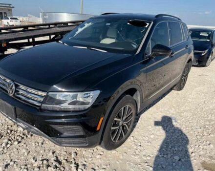 Черный Фольксваген Тигуан, объемом двигателя 2 л и пробегом 75 тыс. км за 14500 $, фото 2 на Automoto.ua