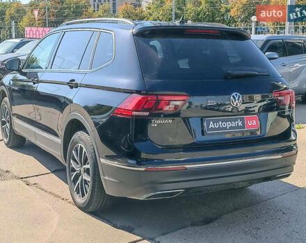 Черный Фольксваген Тигуан, объемом двигателя 2 л и пробегом 46 тыс. км за 22380 $, фото 13 на Automoto.ua