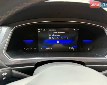 Чорний Фольксваген Тігуан, об'ємом двигуна 1.98 л та пробігом 144 тис. км за 22300 $, фото 13 на Automoto.ua