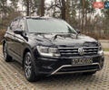 Чорний Фольксваген Тігуан, об'ємом двигуна 1.98 л та пробігом 44 тис. км за 18200 $, фото 4 на Automoto.ua