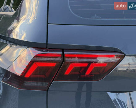 Черный Фольксваген Тигуан, объемом двигателя 2 л и пробегом 165 тыс. км за 29999 $, фото 22 на Automoto.ua