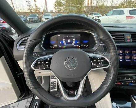 Черный Фольксваген Тигуан, объемом двигателя 2 л и пробегом 49 тыс. км за 25500 $, фото 19 на Automoto.ua