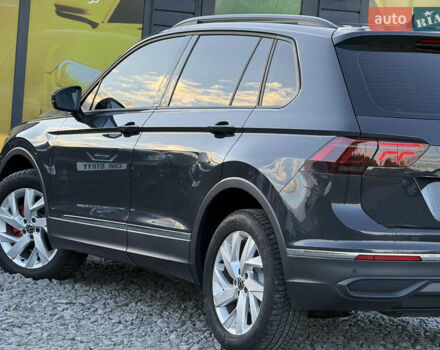 Черный Фольксваген Тигуан, объемом двигателя 2 л и пробегом 165 тыс. км за 29999 $, фото 21 на Automoto.ua