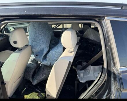 Черный Фольксваген Тигуан, объемом двигателя 2 л и пробегом 75 тыс. км за 14500 $, фото 7 на Automoto.ua