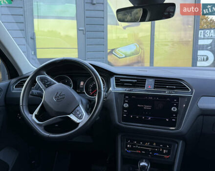 Черный Фольксваген Тигуан, объемом двигателя 2 л и пробегом 165 тыс. км за 29999 $, фото 39 на Automoto.ua