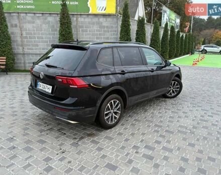 Черный Фольксваген Тигуан, объемом двигателя 1.98 л и пробегом 100 тыс. км за 19500 $, фото 4 на Automoto.ua