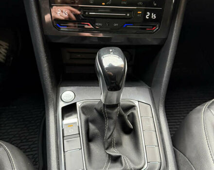 Чорний Фольксваген Тігуан, об'ємом двигуна 1.98 л та пробігом 144 тис. км за 22300 $, фото 15 на Automoto.ua