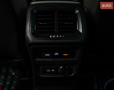 Чорний Фольксваген Тігуан, об'ємом двигуна 1.97 л та пробігом 186 тис. км за 33500 $, фото 60 на Automoto.ua