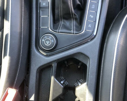 Черный Фольксваген Тигуан, объемом двигателя 1.98 л и пробегом 75 тыс. км за 34699 $, фото 15 на Automoto.ua