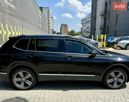 Черный Фольксваген Тигуан, объемом двигателя 1.98 л и пробегом 128 тыс. км за 23000 $, фото 12 на Automoto.ua