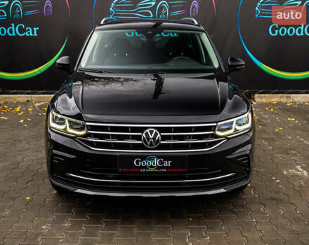 Чорний Фольксваген Тігуан, об'ємом двигуна 1.97 л та пробігом 186 тис. км за 33500 $, фото 7 на Automoto.ua