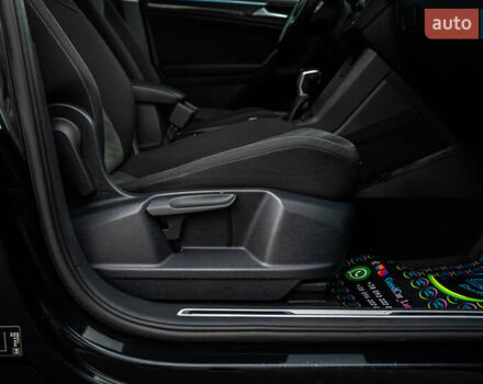 Чорний Фольксваген Тігуан, об'ємом двигуна 1.97 л та пробігом 186 тис. км за 33500 $, фото 37 на Automoto.ua