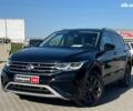 Черный Фольксваген Тигуан, объемом двигателя 2 л и пробегом 23 тыс. км за 25790 $, фото 1 на Automoto.ua