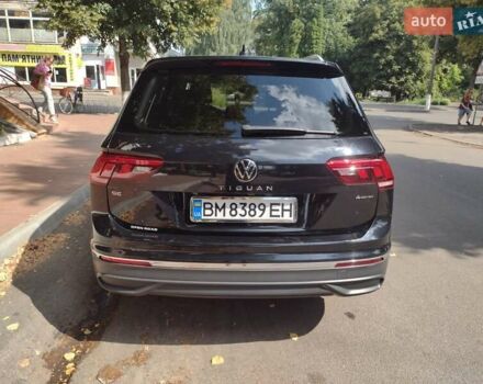 Черный Фольксваген Тигуан, объемом двигателя 2 л и пробегом 27 тыс. км за 25600 $, фото 1 на Automoto.ua