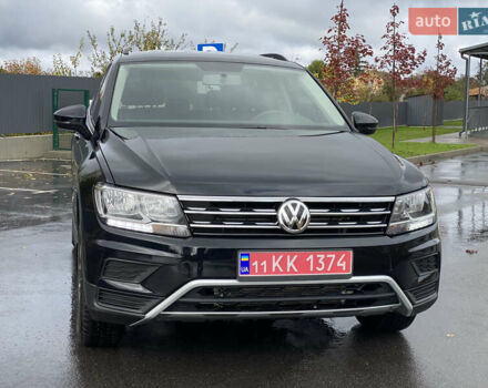 Чорний Фольксваген Тігуан, об'ємом двигуна 1.98 л та пробігом 44 тис. км за 19750 $, фото 6 на Automoto.ua