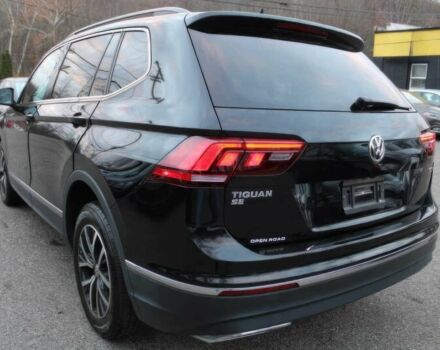 Черный Фольксваген Тигуан, объемом двигателя 2 л и пробегом 15 тыс. км за 17000 $, фото 5 на Automoto.ua