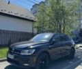 Черный Фольксваген Тигуан, объемом двигателя 2 л и пробегом 23 тыс. км за 37700 $, фото 1 на Automoto.ua